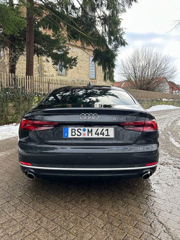 Gebraucht Audi A5 Sportback Ambiente 190 PS (139 kW) 2018 Schwarz Kleinwagen