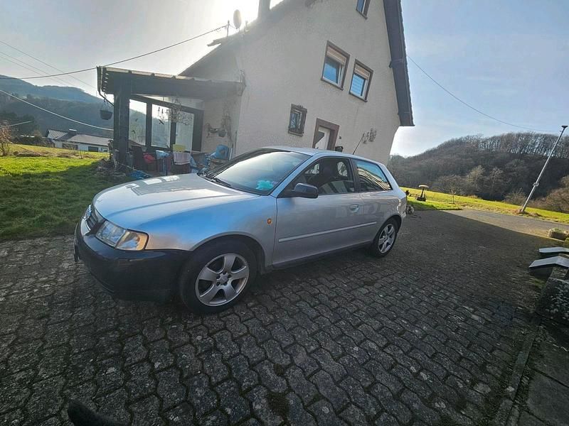 Gebraucht Audi A3 101 PS (74 kW) 2000 Silber Kleinwagen