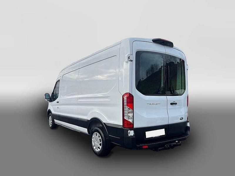 Gebraucht Ford Transit Trend 170 PS (125 kW) 2022 Weiß Pickup