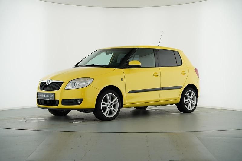 Sprintgelb Gebraucht 2007 Skoda Fabia Elegance Kleinwagen | 2.999 € (Fairer Preis) - Bild 1/4