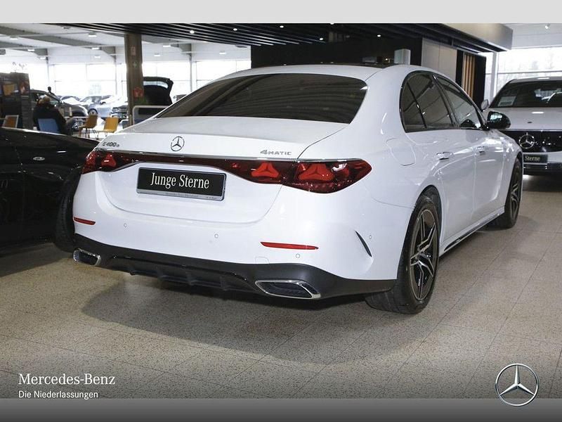 Gebraucht Mercedes E400 AMG 252 PS (185 kW) 2024 Weiß Limousine