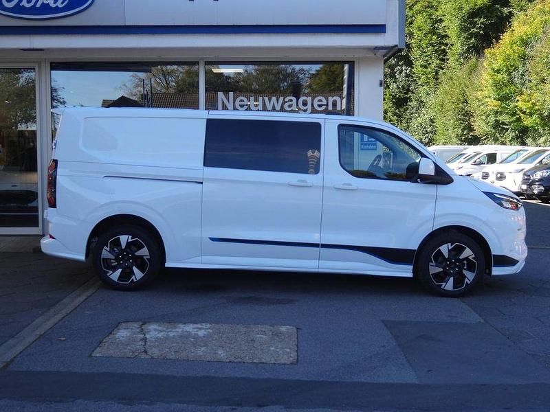 Nouă Ford Transit Custom Sport 170 CP (125 kW) 2026 Alb Monovolum