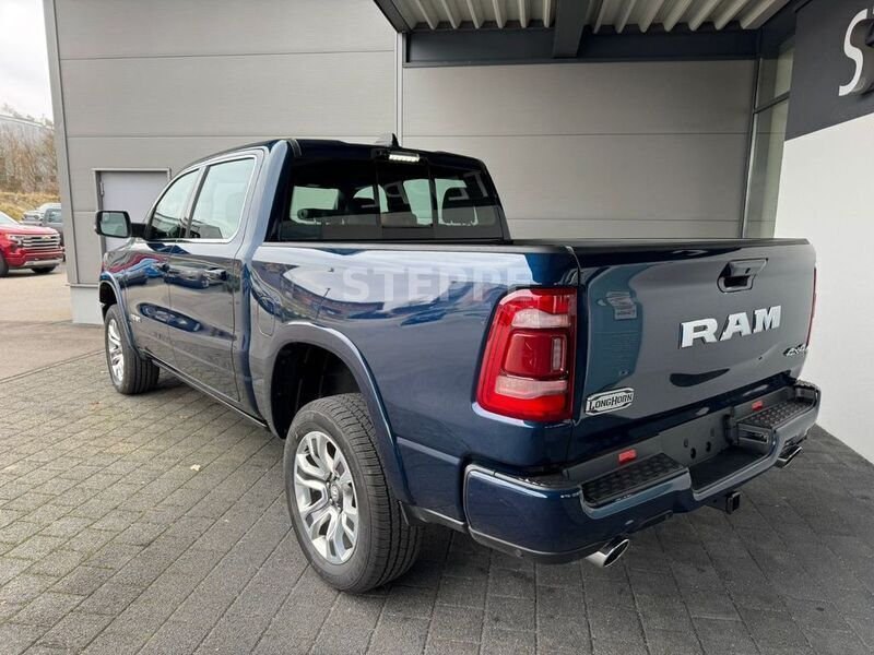 Neu Dodge Ram 401 PS (294 kW) 2025 Blau Pickup