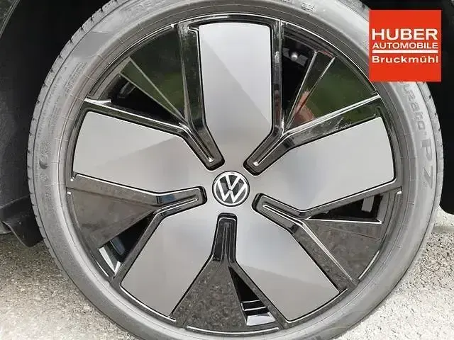 Neu VW Passat R-line 220 PS (161 kW) 2025 Diabasgrau metallic Kombi