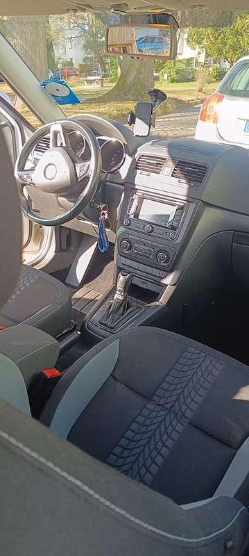 Gebraucht Skoda Yeti Outdoor Adventure 170 PS (125 kW) 2014 Weiß SUV