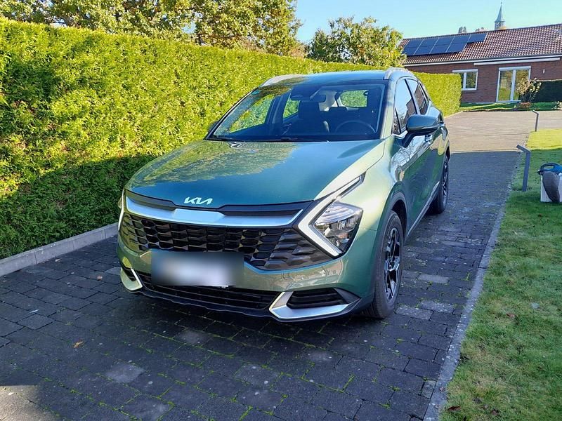 Grün Gebraucht 2025 Kia Sportage SUV | 29.490 € (Superpreis) - Bild 1/4