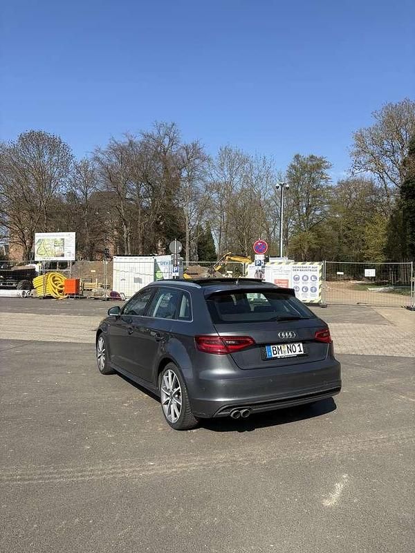 Second-hand Audi A3 Ambiente 140 CP (102 kW) 2014 Gri Hatchback