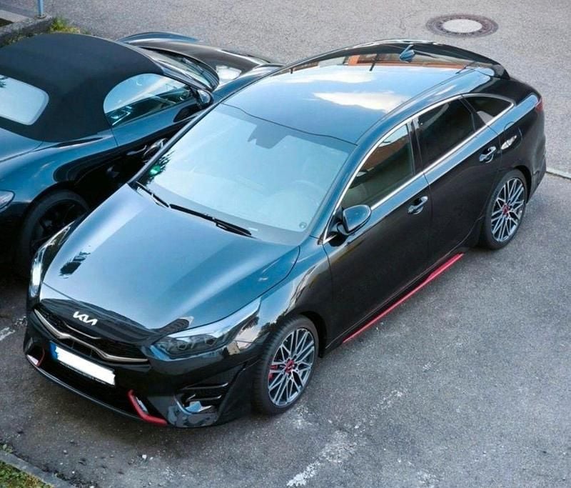 Gebraucht Kia ProCeed GT 204 PS (150 kW) 2024 Schwarz Kombi