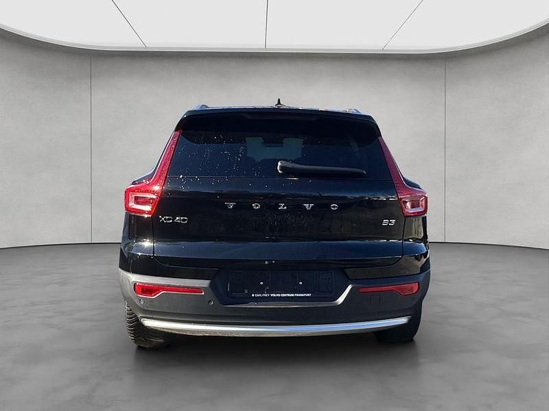 Gebraucht Volvo XC40 Core 163 PS (119 kW) 2024 Schwarz SUV