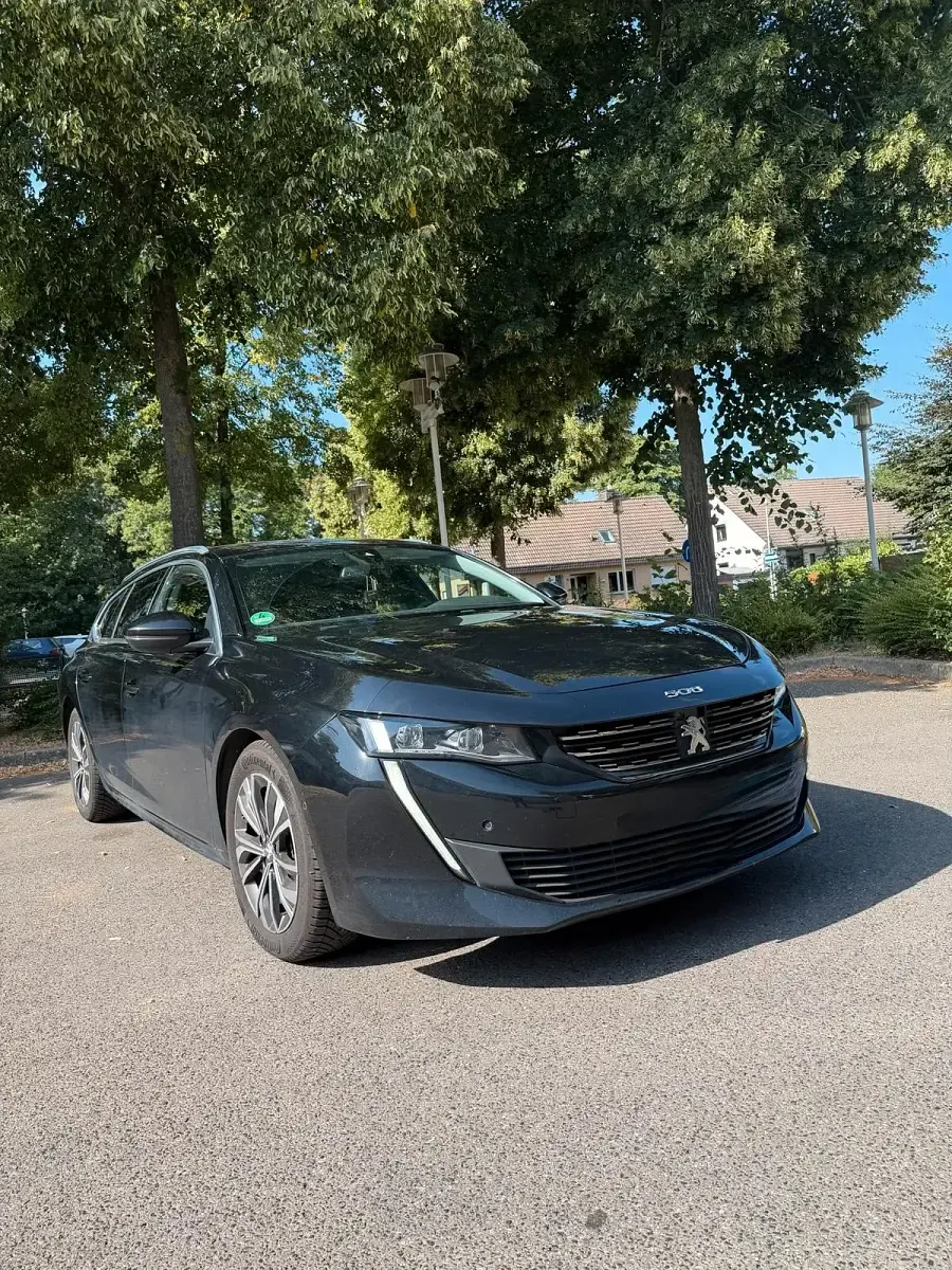 Gebraucht Peugeot 508 131 PS (96 kW) 2021 Schwarz Kombi