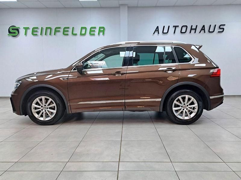Gebraucht VW Tiguan R-line 150 PS (110 kW) 2017 Nutshell brown metallic SUV