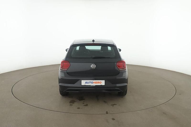 Gebraucht VW Polo Comfortline 95 PS (69 kW) 2019 Grau Limousine