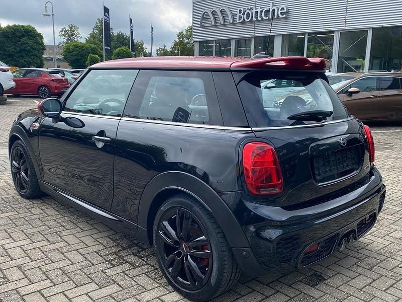Gebraucht Mini John Cooper Works Chili 231 PS (169 kW) 2019 Midnight black Kleinwagen