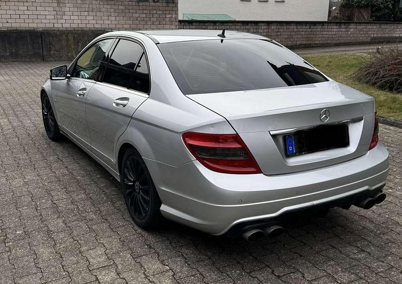Gebraucht Mercedes C250 Avantgarde 204 PS (150 kW) 2009 Limousine