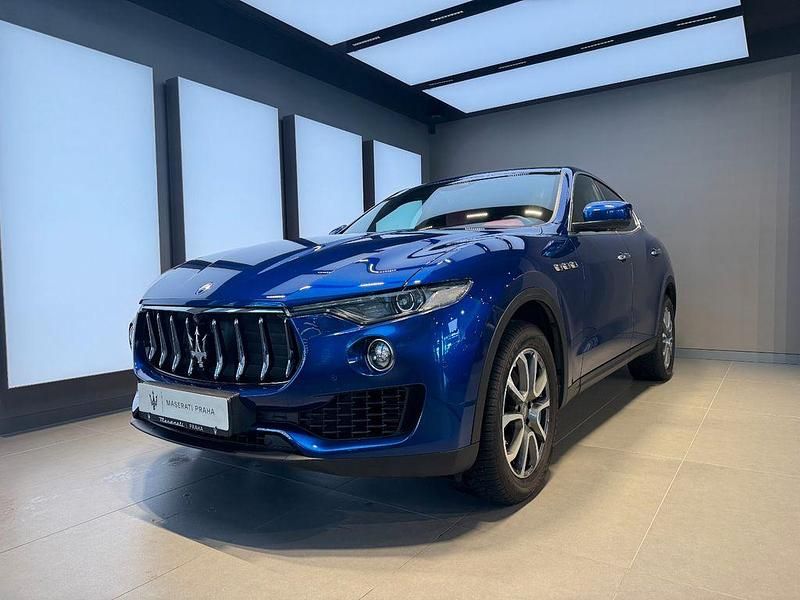 Blau Gebraucht 2016 Maserati Levante SUV | 26.861 € (Fairer Preis) - Bild 1/4