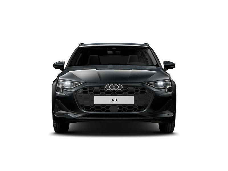 Gebraucht Audi A3 Sport 150 PS (110 kW) 2024 Grau Limousine