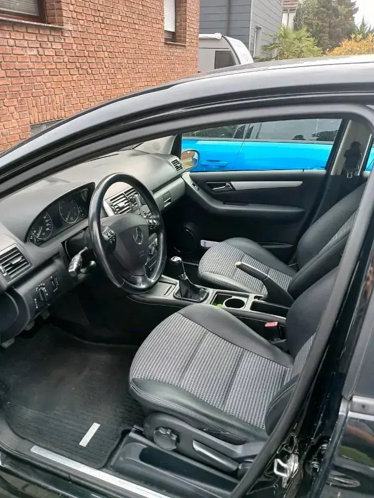 Gebraucht Mercedes A170 116 PS (85 kW) 2005 Schwarz Kleinwagen
