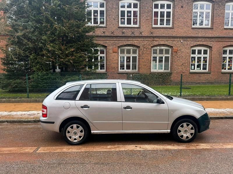 Gebraucht Skoda Fabia 80 PS (58 kW) 2007 Silber Kombi