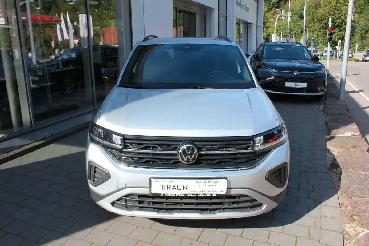 Gebraucht VW T-Cross Goal 116 PS (85 kW) 2025 Reflexsilber metallic SUV