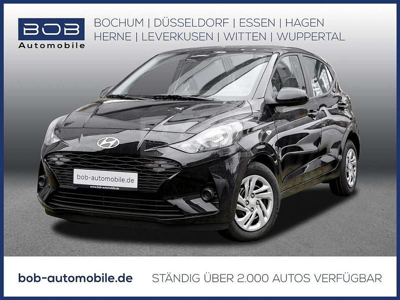 Phantom black (schwarz) Gebraucht 2025 Hyundai i10 Select Kleinwagen | 14.221 € (Guter Preis) - Bild 1/3
