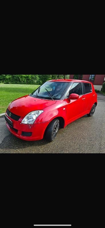 Rot Gebraucht 2010 Suzuki Swift Kleinwagen | 2.349 € (Guter Preis) - Bild 1/4