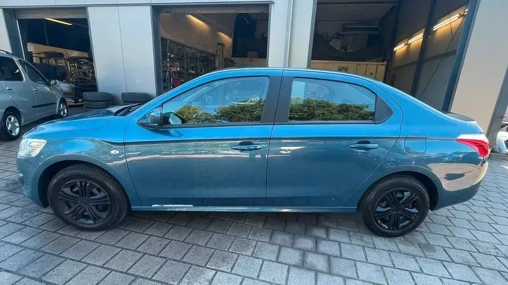 Gebraucht Citroën C-Elysee I 82 PS (60 kW) 2016 Blau Limousine