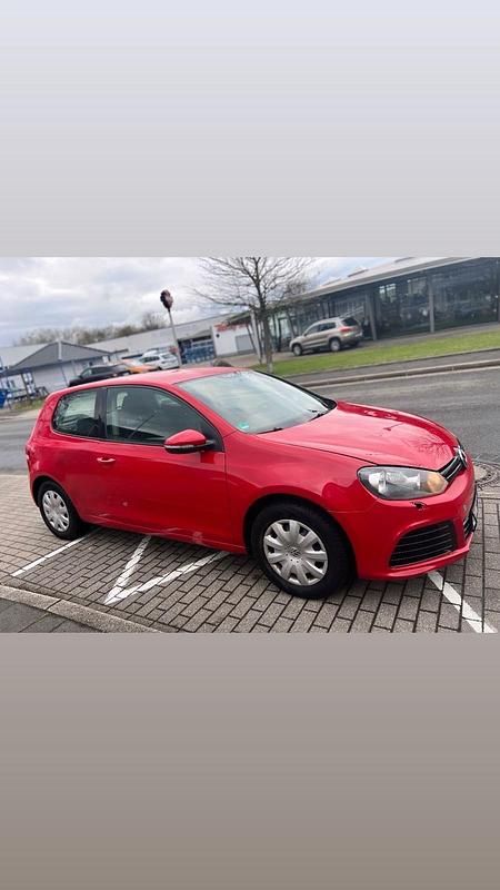 Rot Gebraucht 2012 VW Golf VII Kombi | 2.800 € (Superpreis) - Bild 1/4