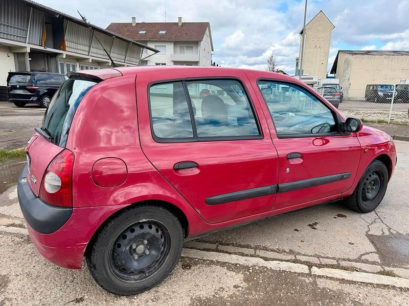 Gebraucht Renault Clio II 75 PS (55 kW) 2001 Rot Kleinwagen