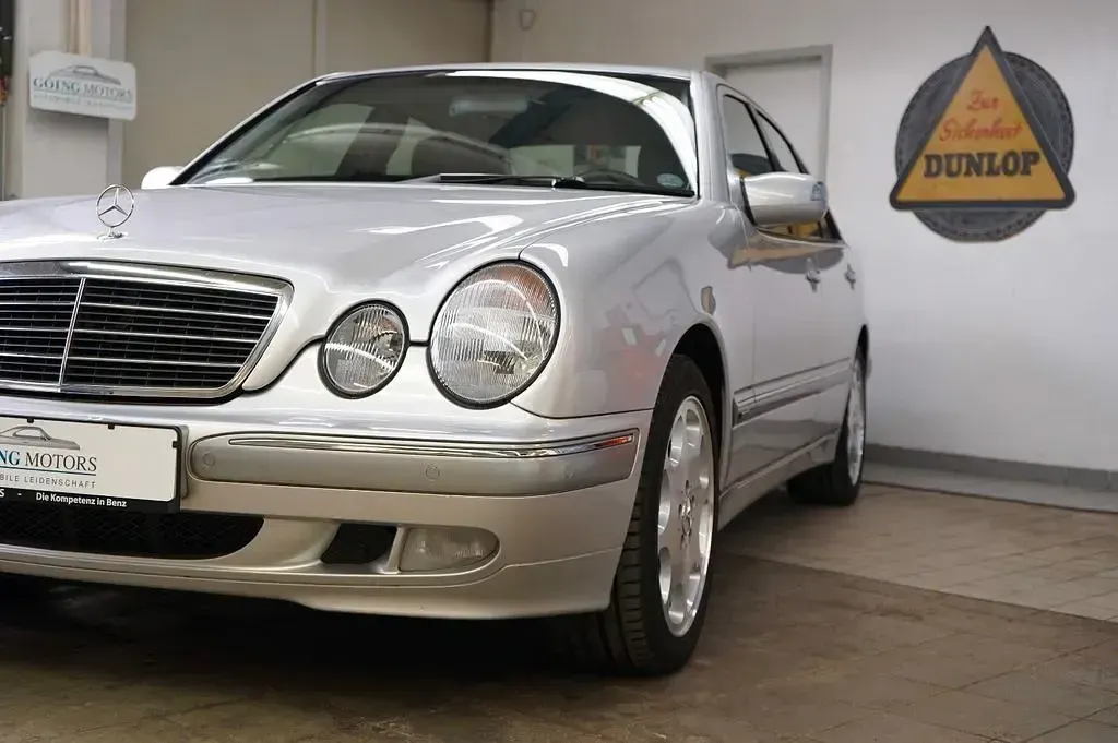 Occasion Mercedes E200 Elegance 163 ch (119 kW) 2001 Argent Berline