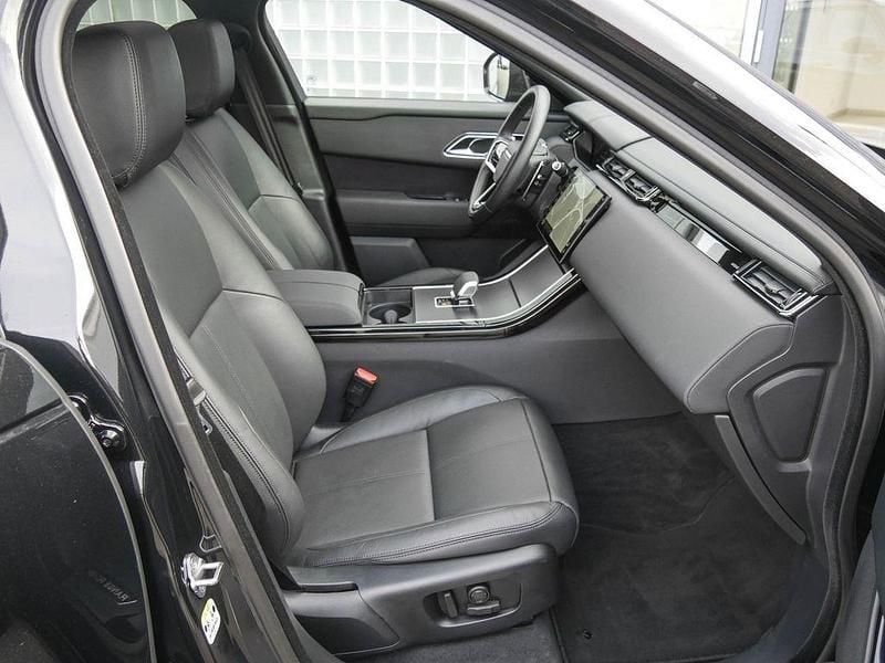 Gebraucht Land Rover Range Rover Velar SE Dynamic 300 PS (220 kW) 2025 Schwarz SUV