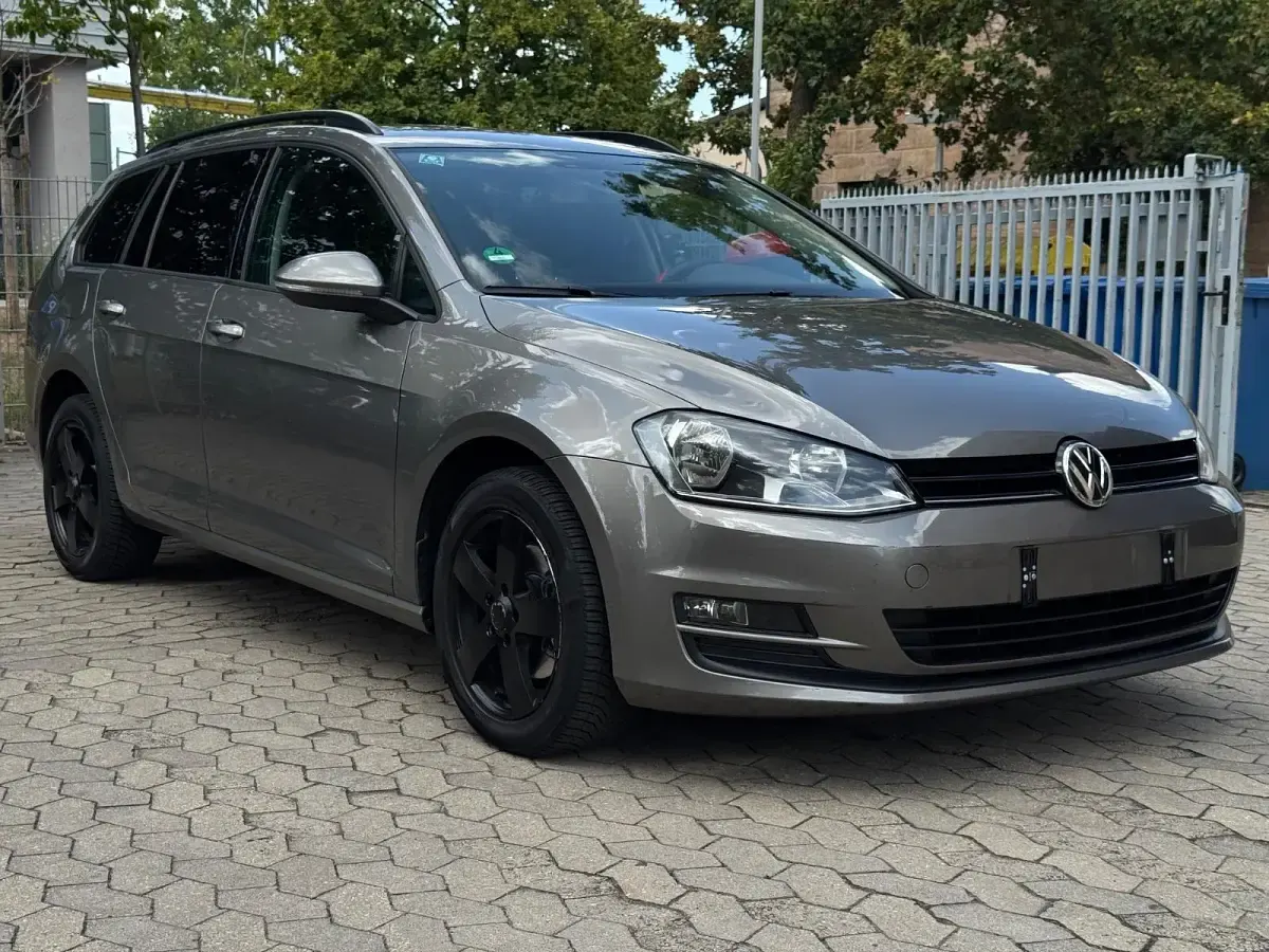 Gebraucht VW Golf VII 110 PS (80 kW) 2015 Grau Kombi