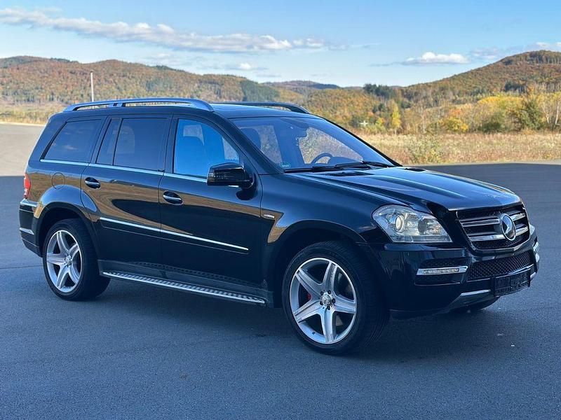 Gebraucht Mercedes GL350 265 PS (194 kW) 2011 Schwarz SUV