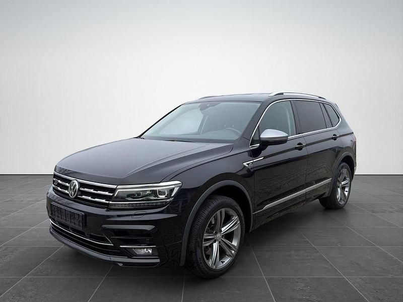 Schwarz Gebraucht 2020 VW Tiguan Allspace Highline SUV | 21.999 € (Guter Preis) - Bild 1/4
