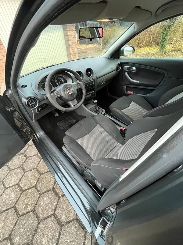 Gebraucht Seat Ibiza 86 PS (63 kW) 2008 Grau Kleinwagen