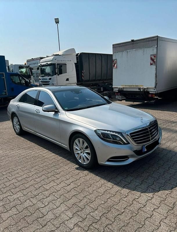 Silber Gebraucht 2014 Mercedes S500L Limousine | 27.000 € (Guter Preis) - Bild 1/4