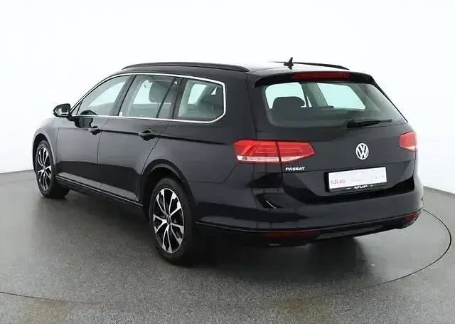 Gebraucht VW Passat 190 PS (139 kW) 2018 Schwarz Kombi