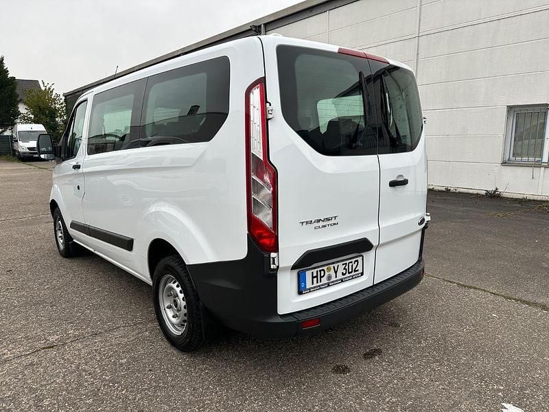 Gebraucht Ford Transit Custom 105 PS (77 kW) 2017 Weiß Van / Kleinbus