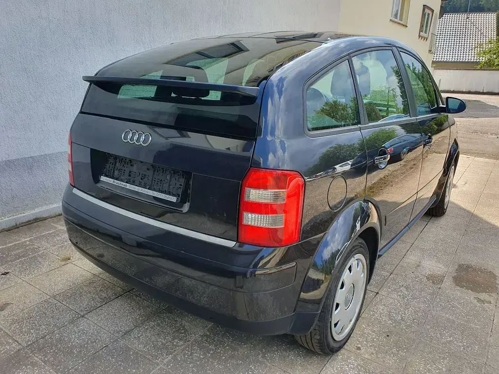 Gebraucht Audi A2 75 PS (55 kW) 2005 Schwarz Kleinwagen