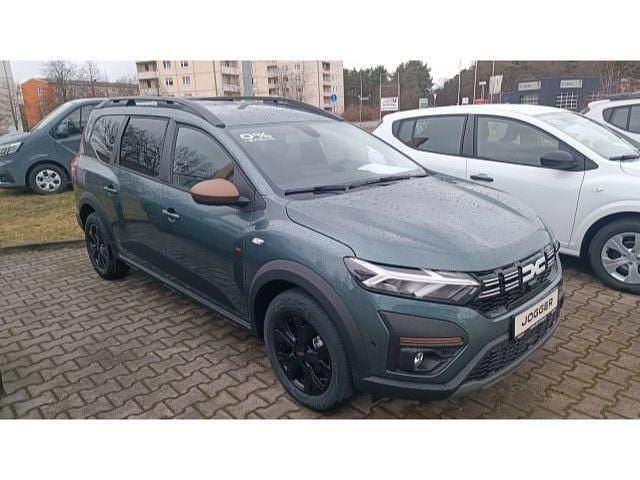 Gebraucht Dacia Jogger Extreme 101 PS (74 kW) 2024 Grün schwarz Van / Kleinbus