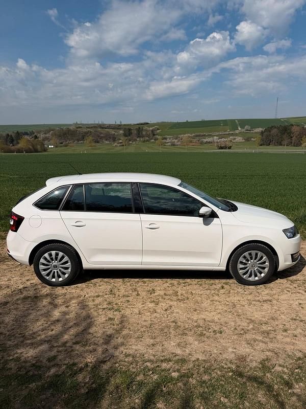 Second-hand Skoda Rapid 95 CP (69 kW) 2019 Alb Hatchback