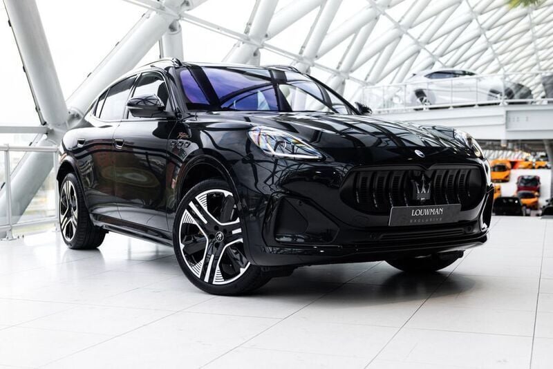 Schwarz Neu 2025 Maserati Grecale Folgore SUV | 138.487 € (Etwas zu teuer) - Bild 1/4