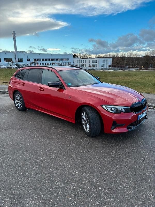 Gebraucht BMW 318 Sport Line 150 PS (110 kW) 2022 Kombi