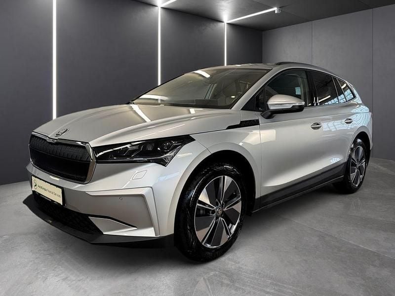 Gebraucht Skoda Enyaq iV Loft 131 kW (179 PS) 2024 Brilliantsilber metallic SUV
