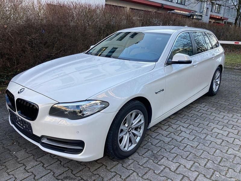 Second-hand BMW 520 Performance 190 CP (139 kW) 2016 Alb Berlinǎ