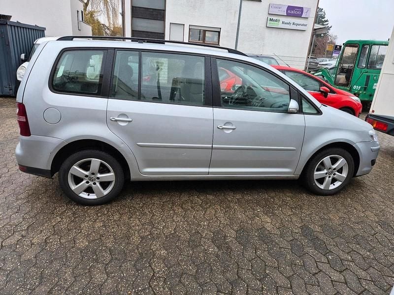 Gebraucht VW Touran 140 PS (102 kW) 2006 Silber Van / Kleinbus