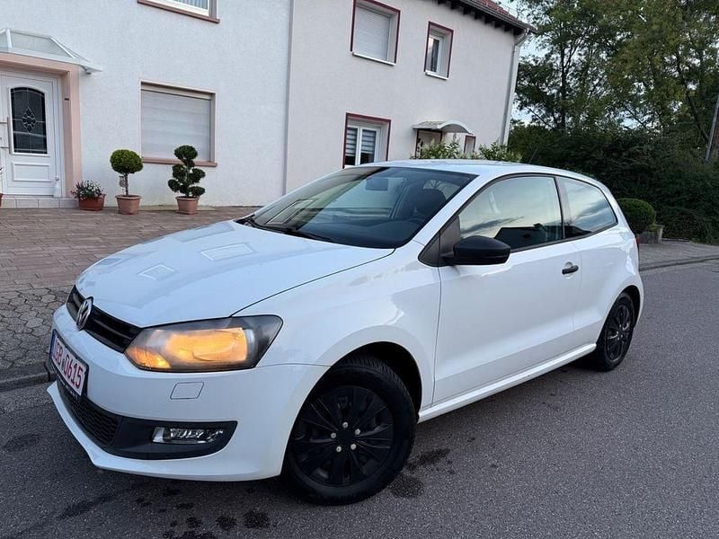 Weiß Gebraucht 2012 VW Polo Kleinwagen | 1.999 € (Guter Preis) - Bild 1/4