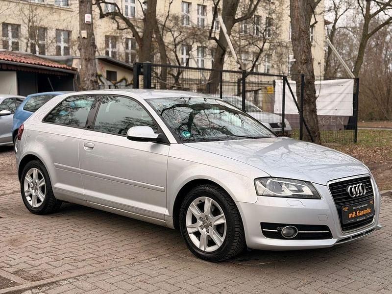 Gebraucht Audi A3 Sport 105 PS (77 kW) 2011 Silber Kleinwagen