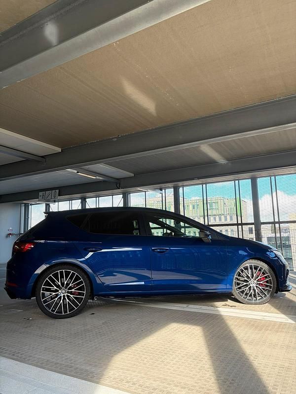 Gebraucht Seat Leon Beats 300 PS (220 kW) 2018 Blau Limousine