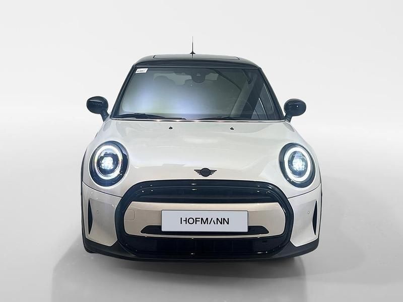 Gebraucht Mini Cooper 136 PS (100 kW) 2023 Nanuq white Kleinwagen