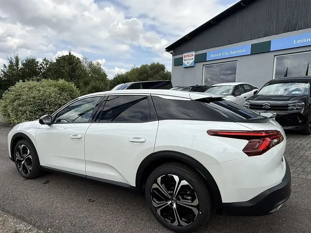 Neu Citroën C5 X 136 PS (100 kW) 2025 Weiß Kombi